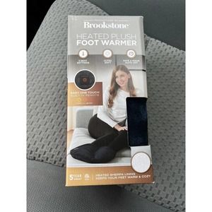 BROOKSTONE Heated Plush Foot Warmer Soothing N Soft Material NEW